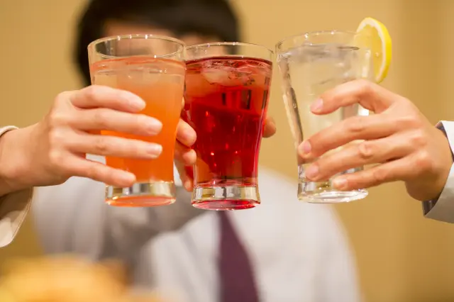 You can enjoy a wide variety of alcoholic beverages at a single izakaya.