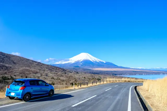 道中の景色もゆっくり楽しめるレンタカーもお勧め
