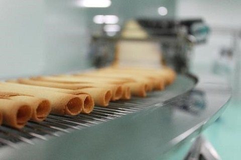 將薄片捲成雪茄狀的工藝