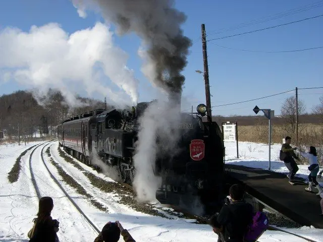 「SL冬季湿原号观光列车」