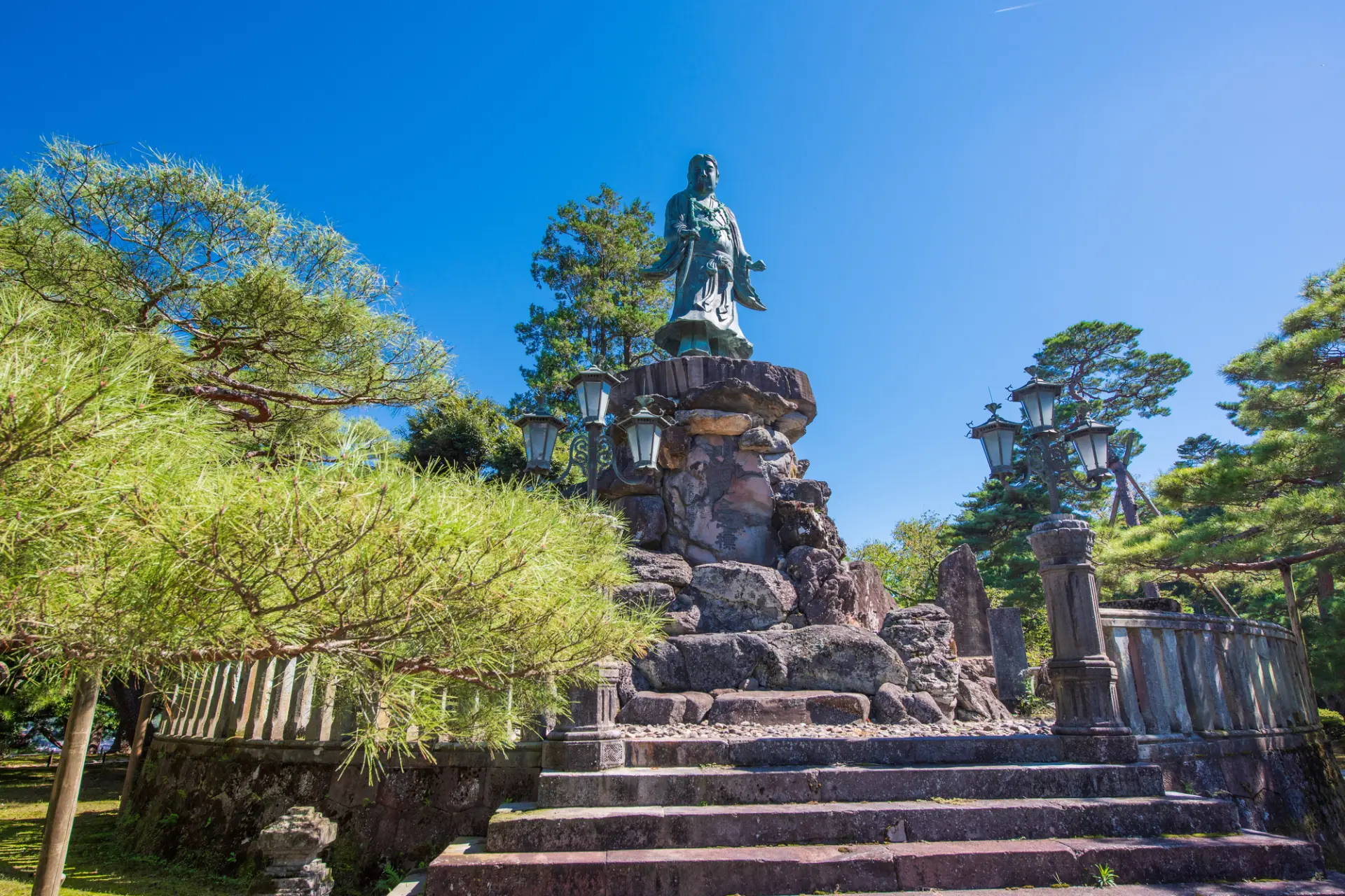 威風堂々とした姿を写真に収めよう