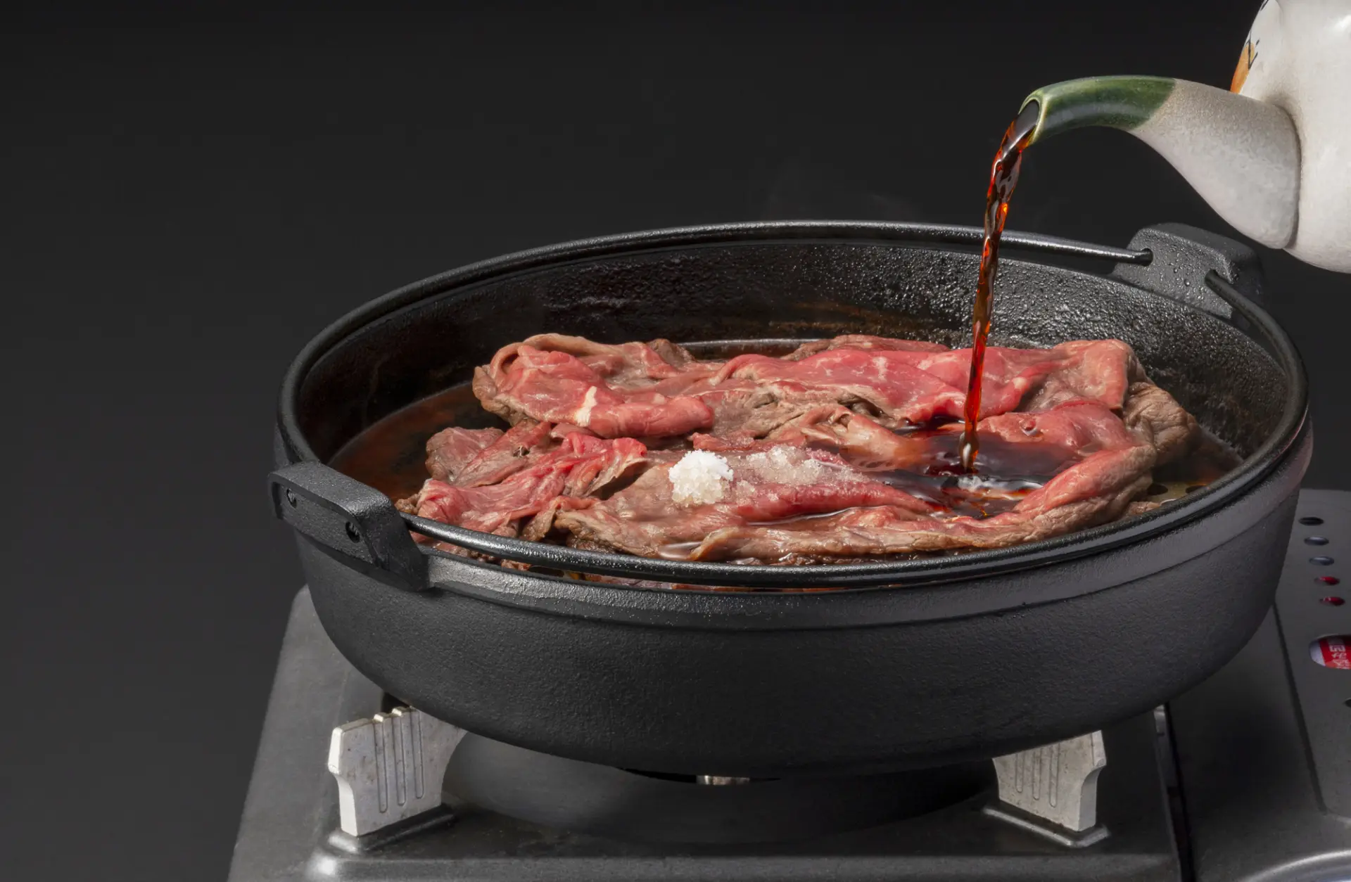 適合壽喜燒料理的南部鐵器