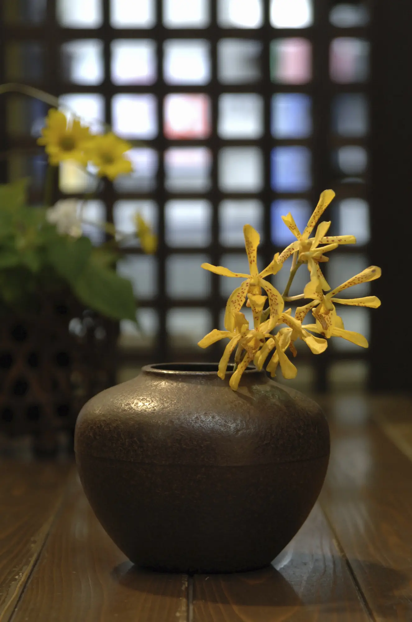 常擺放在民家玄關的南部鐵器的花瓶