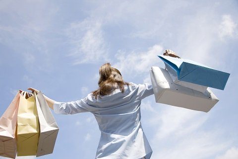 The new collection of agnès b.’s watches, designed with a ‘travel’-theme, are more affordable in Japan with weak yen!