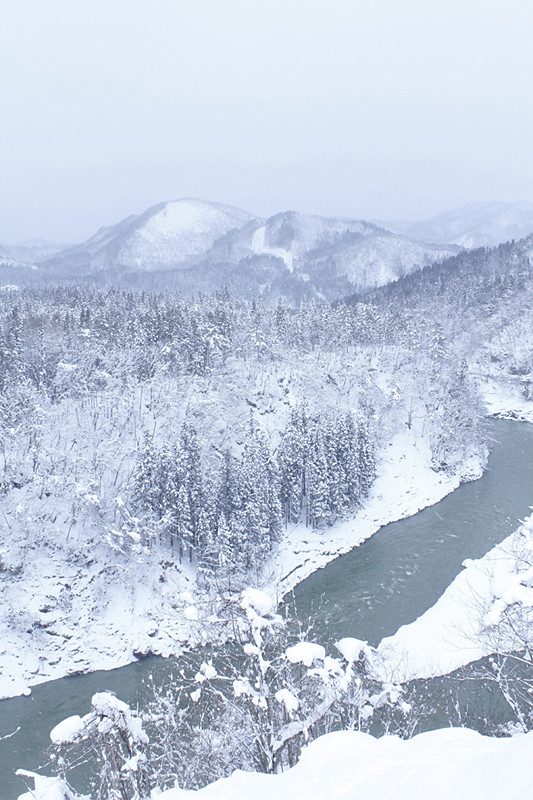 The long winter raises the quality of handiwork skills