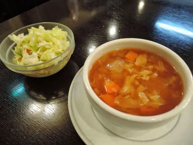 羅宋蕃茄湯和Coleslaw