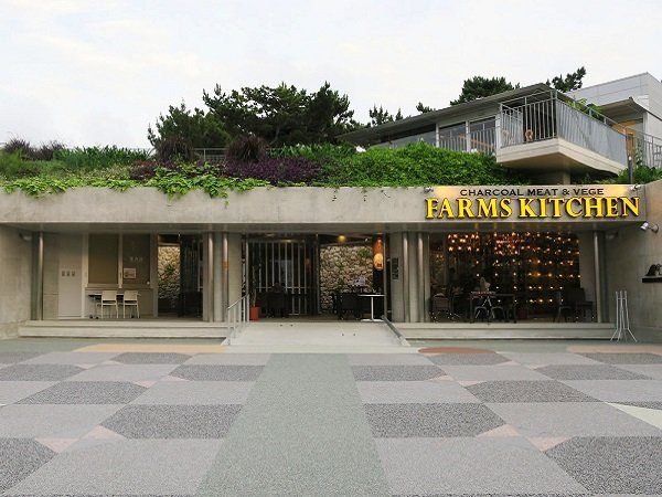 位於那霸的時尚居酒屋GOOD FARMS KITCHEN隆重開幕!