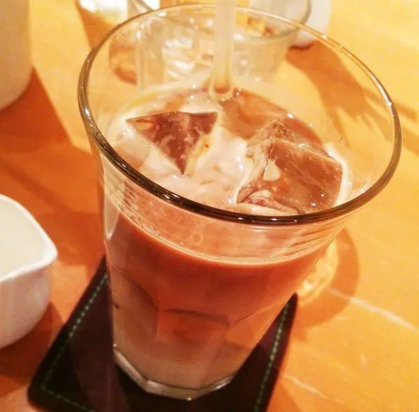 冰拿鐵咖啡（520日圓）