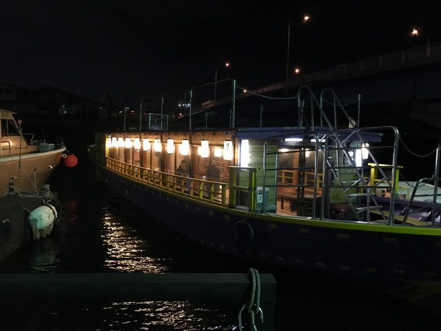 從新木場航行至台場的屋形船