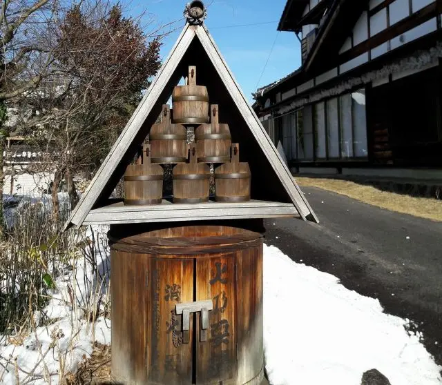 馬籠宿老街：木製消防栓