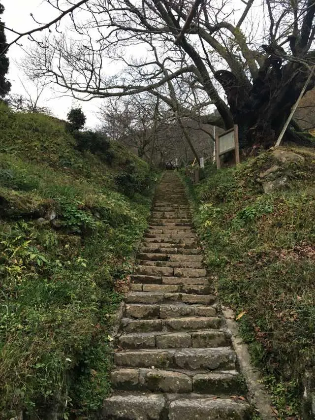 充滿風情的石階