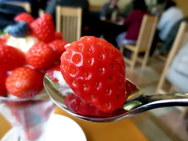 金澤人氣爆表水果店，【冰果室 Murawata】的草莓百匯！
