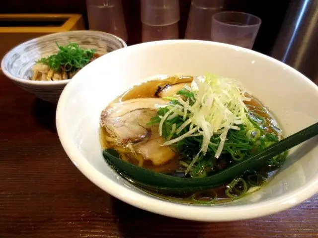 Chyuka Soba (¥700)
Chamen* Don (small) (¥150) (¥250 dinner menu)