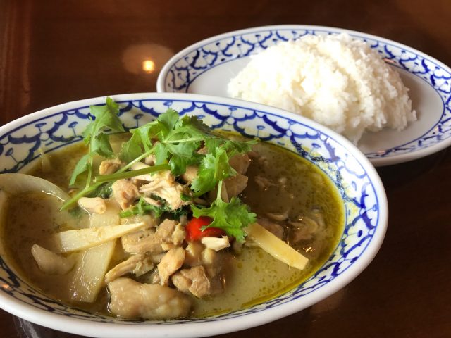 綠咖哩（1140日圓）