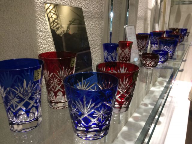 日本酒的香氣・滋味會隨杯子變化？日本傳統工藝【江戶切子】