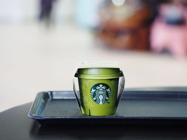 星巴克迷一定不能錯過的新品甜點【星巴克抹茶布丁】！