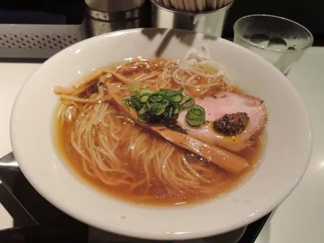 醬油拉麵（850日圓）