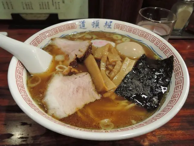 味玉拉麵（770日圓）