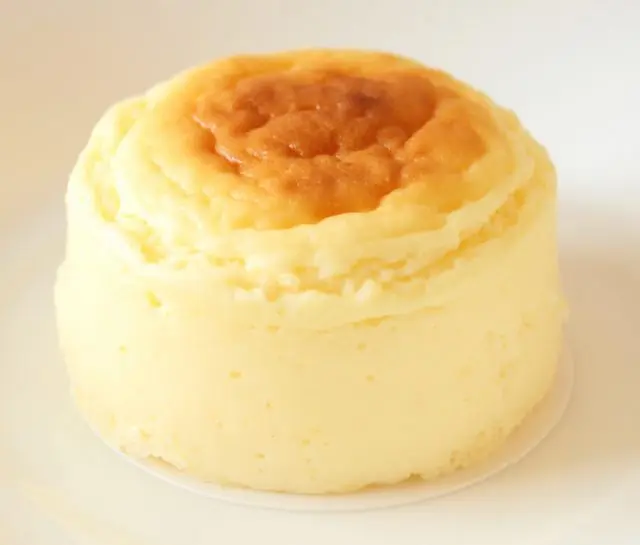 堅持使用北海道原料，入口即化的舒芙蕾蛋糕