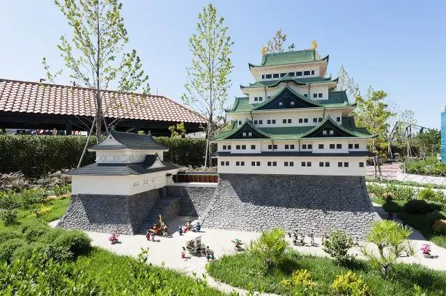 Miniland / Ⓒ2017 The LEGO Group.