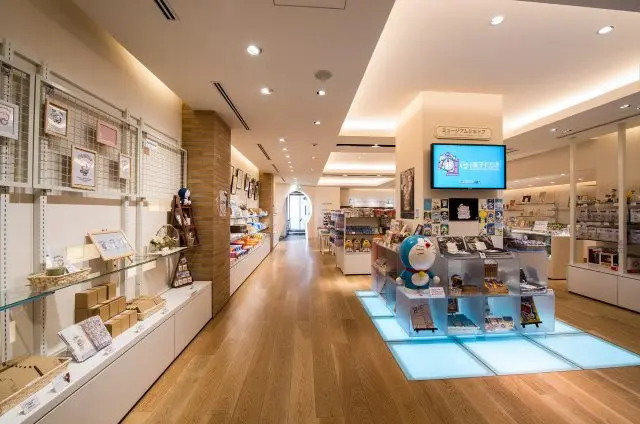 前往博物館內的商店購買原創商品！