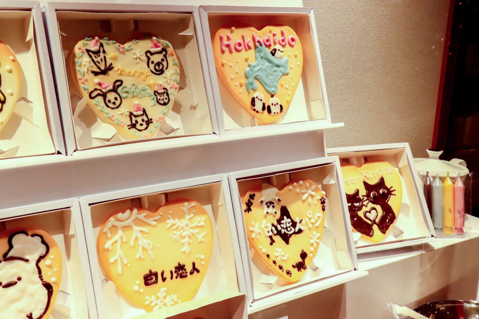 チョコペンを使って自分だけのお菓子を作ろう