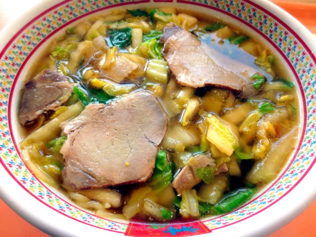 蔬菜滿點、營養豐富的「道頓堀神座」醬油拉麵