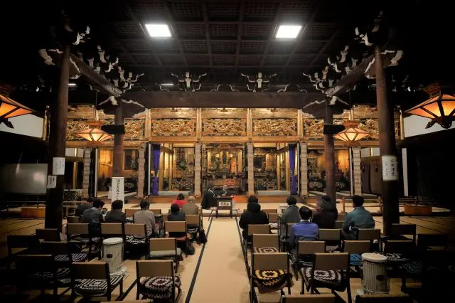 Zentoku-ji's main building. Here anyone can sit in on the temple's twice-daily sermons.
