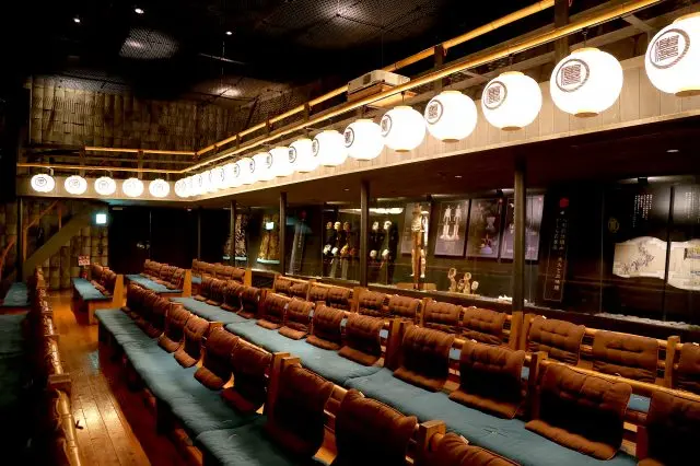 180席を有するゆとりある観覧ゾーン。