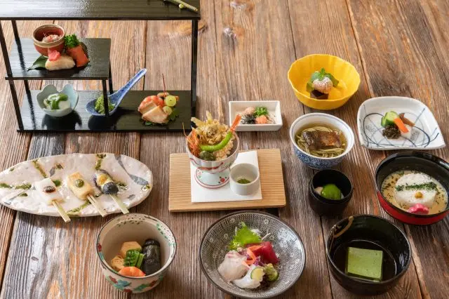 京都で茶の湯と抹茶料理で体験する、日本のお茶文化