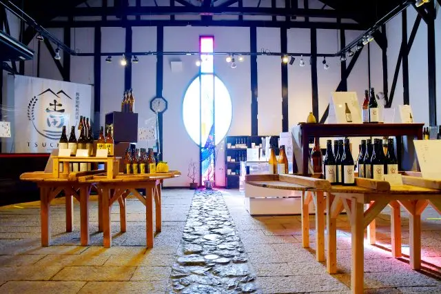 貸切車で行く！  
利根川源流域の二大酒蔵めぐりツアー