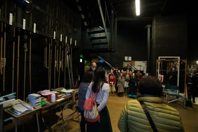 
伝統芸能「淡路人形浄瑠璃」の舞台裏まで鑑賞！
