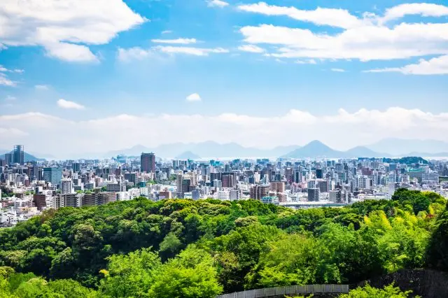 自然にも穏やかな気候にも恵まれた広島の街並み