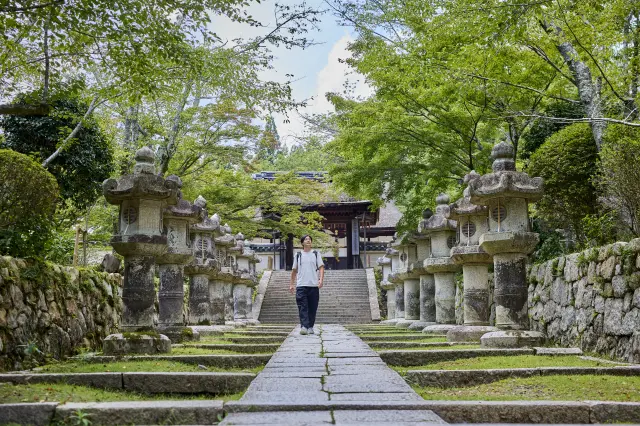1-Night, 2-Day Shiga Itinerary: Explore Omi's History and Spectacular Scenery, from World Heritage Sites to Castle Towns
