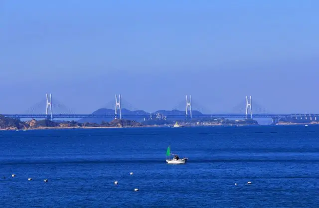 瀬戸内の島々へのアクセスはチャーター便や海上タクシーがオススメ。