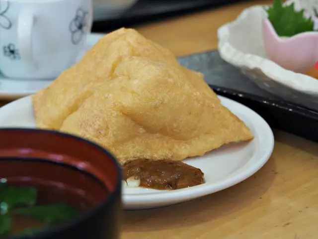 豆腐套餐 ： 油豆腐