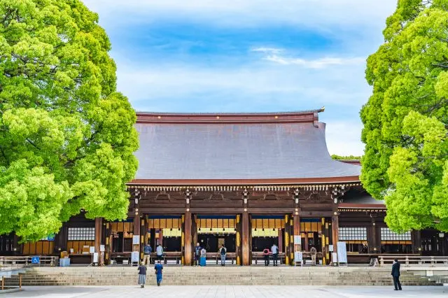 东京屈指可数的能量景点，还是每年新年日本全国参拜人数位居第一的神社