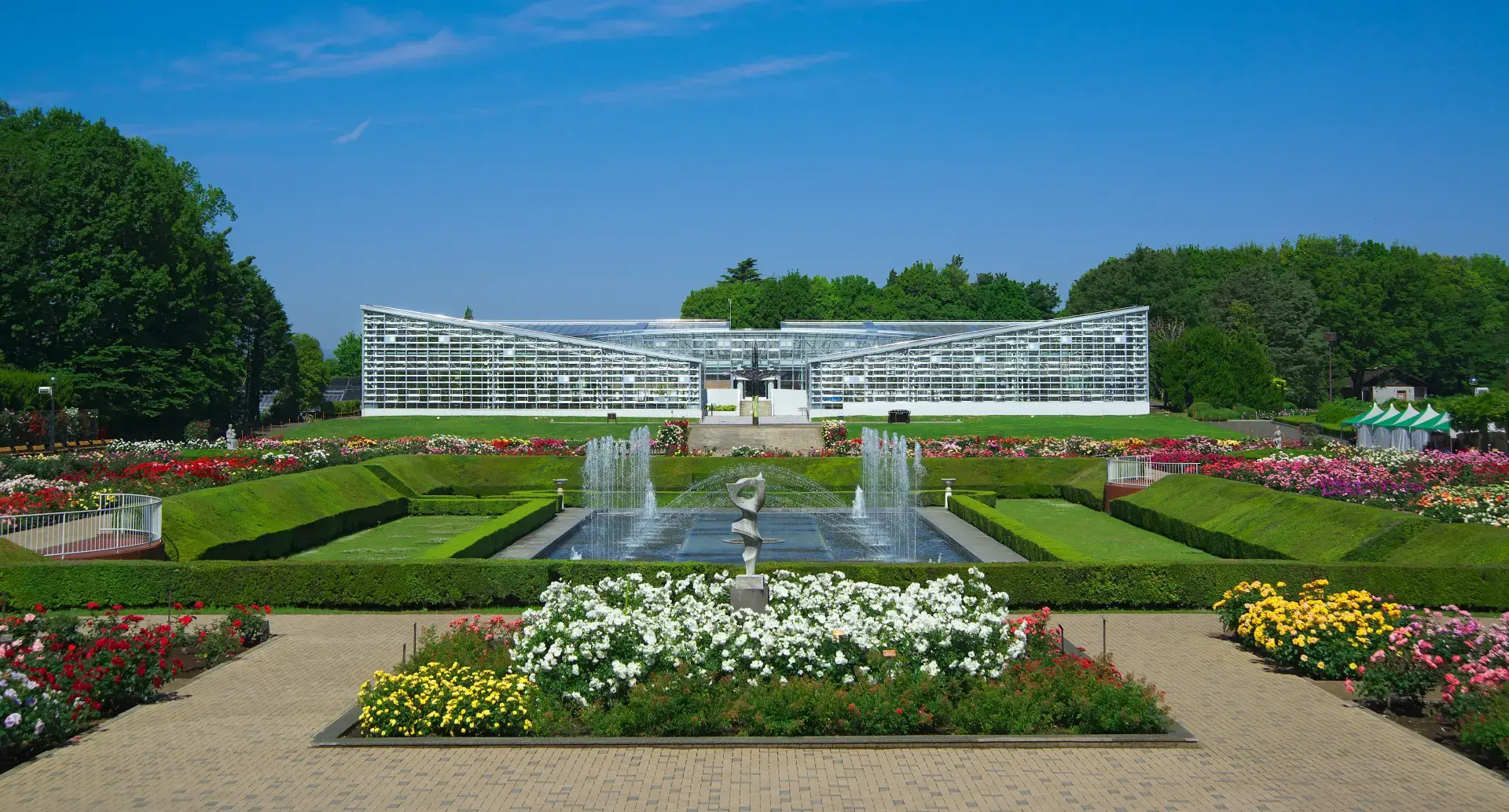 四季折々の植物や美しい花々を楽しめる都内唯一の植物公園
