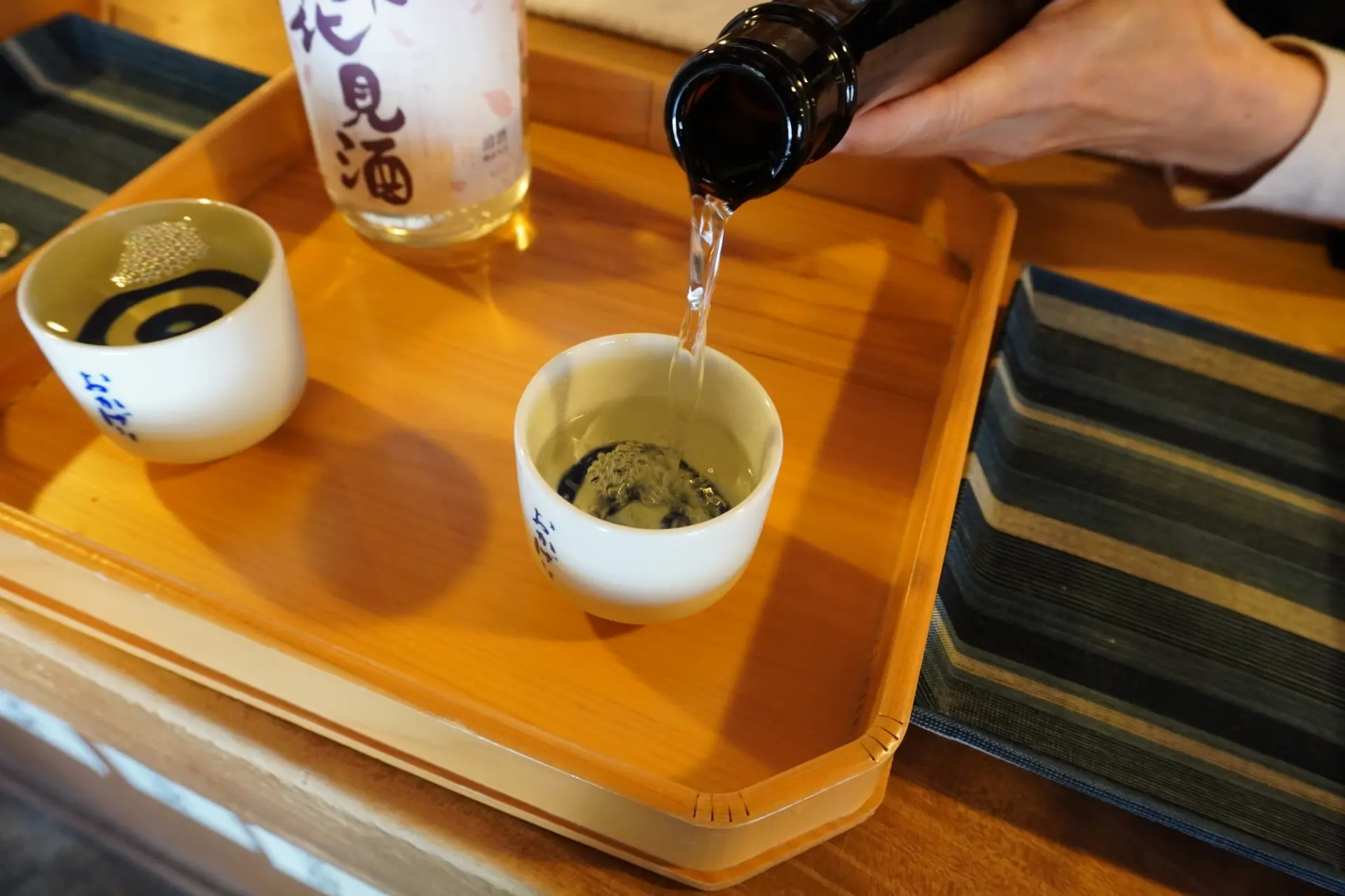 如果來了福岡北九州市,不妨拜訪在地酒屋體驗一次「角打文化」吧〜