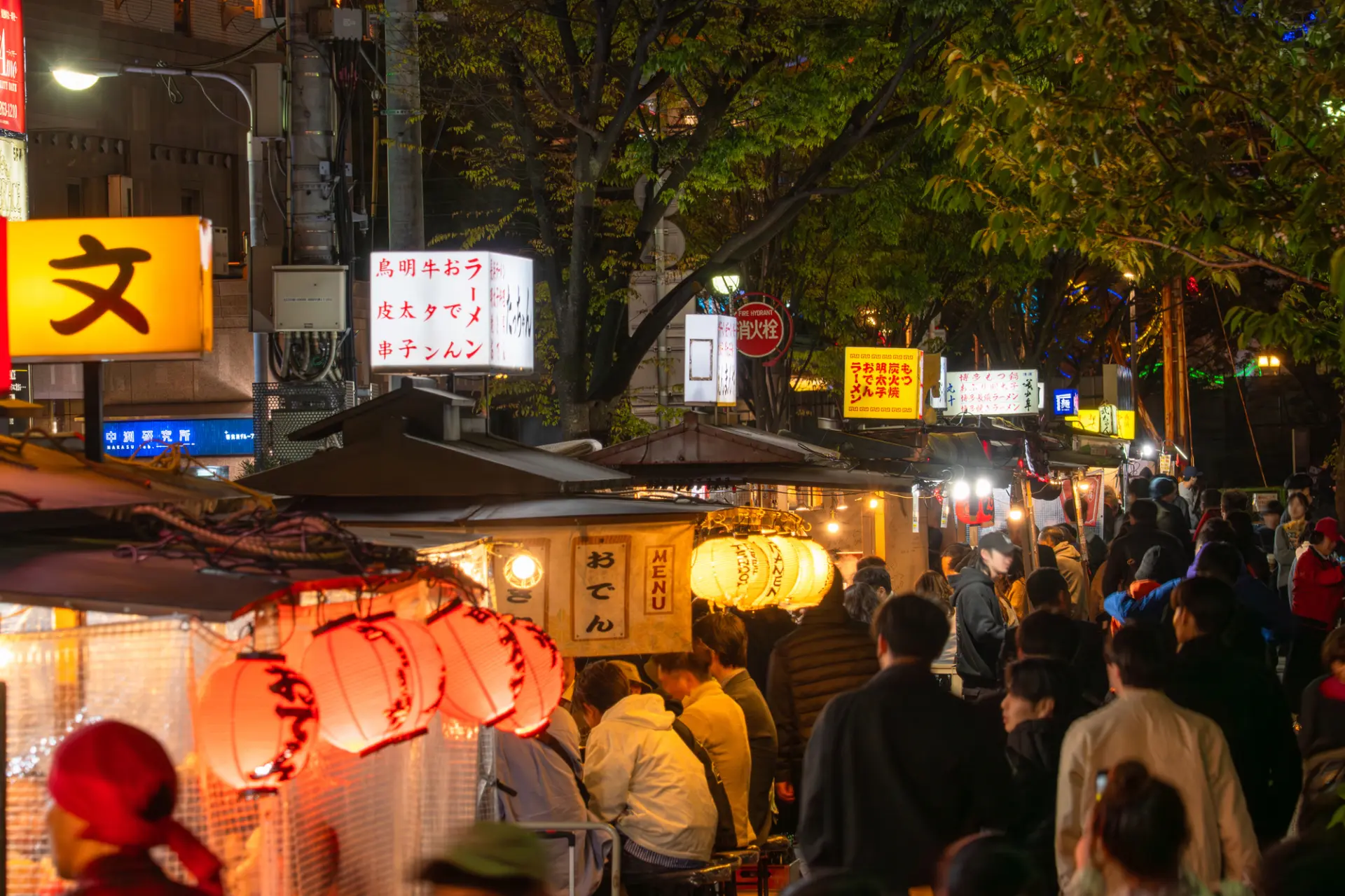 帶著享受當下相遇的心情,走進福岡的屋台街吧