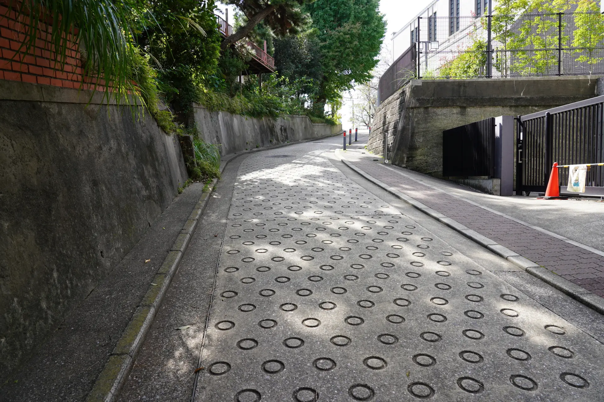 元町と山手を巡るなら坂道・階段が多いので負担を減らす工夫を