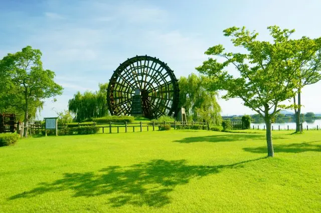【Higashiomi City 2-Day Recommended Itinerary】
Experience the nature and culture of Lake Biwa and a Japanese Heritage Site
