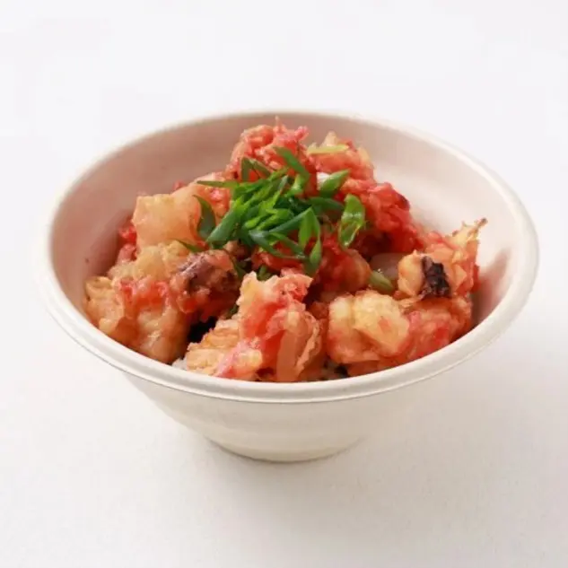 砂右衛門酒場的招牌料理「魷魚天婦羅丼」
