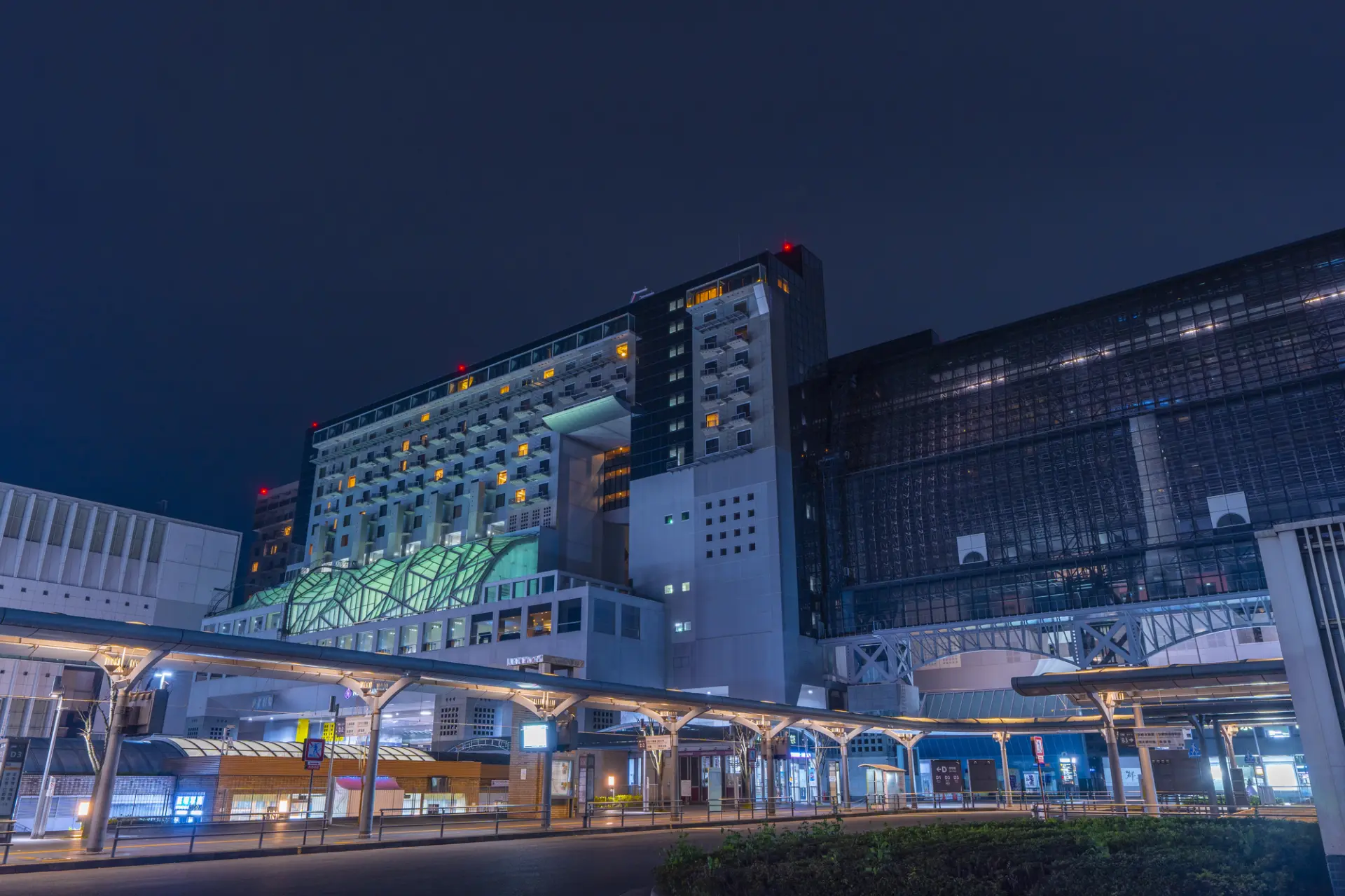 充実した設備と高級感あふれる空間、質の高いおもてなしで贅沢な時間を過ごせる