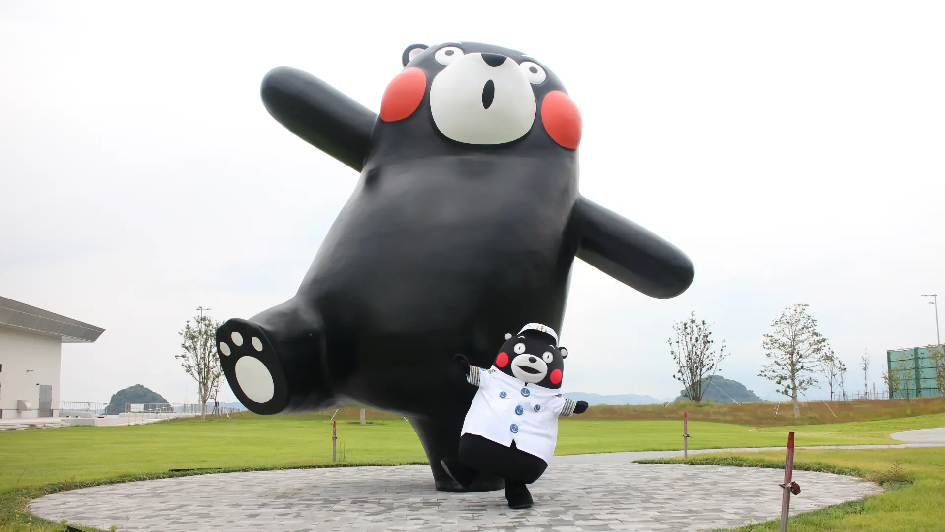 84体のくまモンが待つ、くまモンづくしの公園