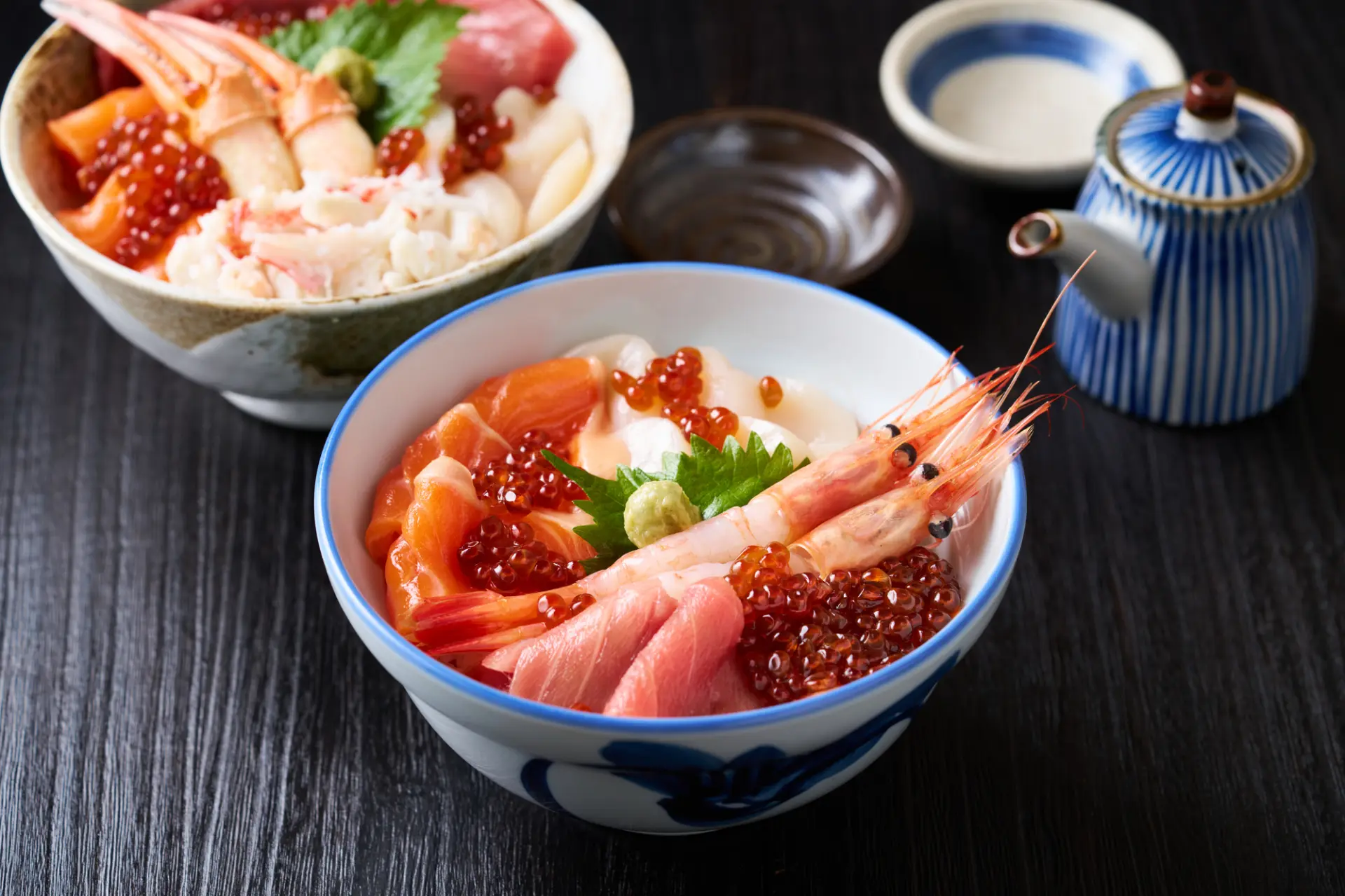 北海道の海鮮を贅沢にのせた海鮮丼を朝から味わってみよう