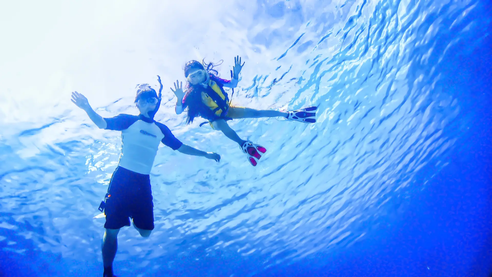 透明度の高い海でシュノーケリングを満喫