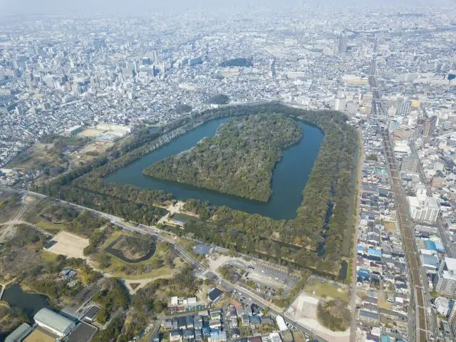 建於古墳時代的前方後圓墳