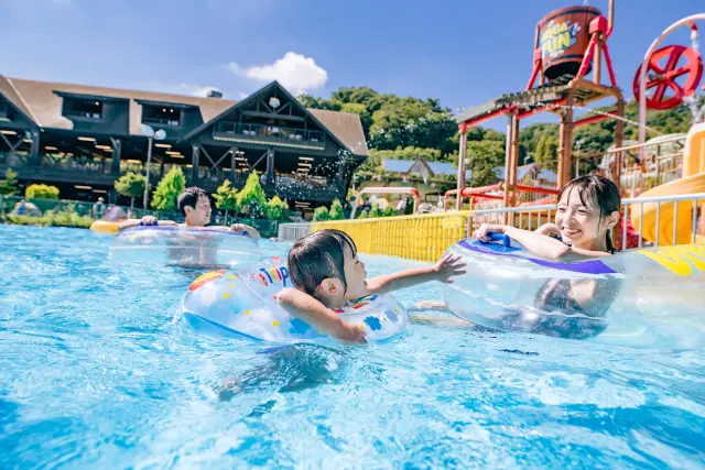 Enjoy the Pool During Any Season in this Large Leisure Center.