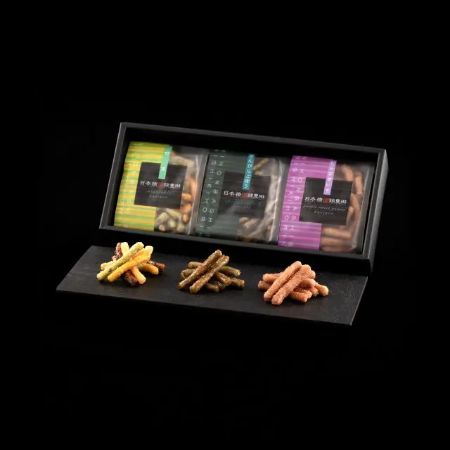 将传统点心改良为现代新口感的花林糖。有各种不同口味